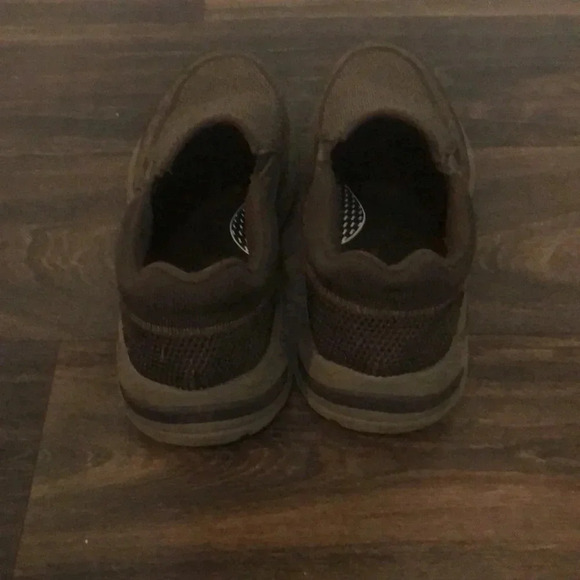 Men’s Sketchers Arch Fit Motley-Vaseo Slip on Brown Athletic Shoes Size 9.5 - Picture 3 of 9